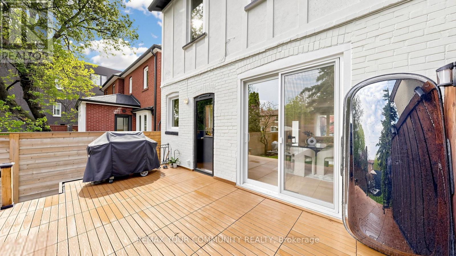 70 Cranbrooke Avenue, Toronto, Ontario  M5M 1M4 - Photo 44 - C13127316