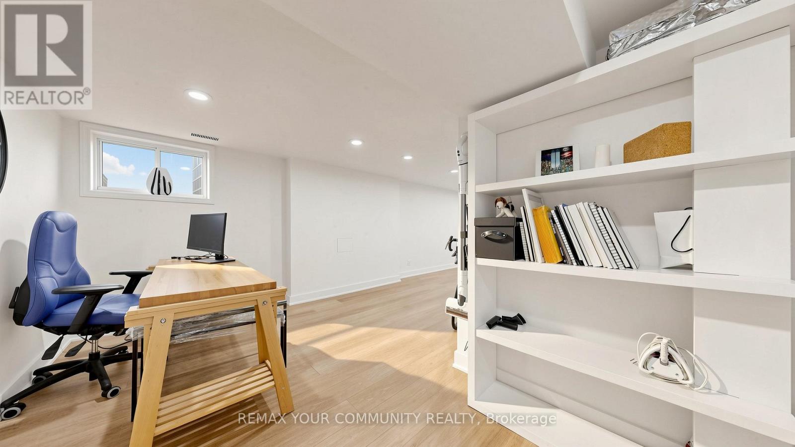70 Cranbrooke Avenue, Toronto, Ontario  M5M 1M4 - Photo 37 - C13127316