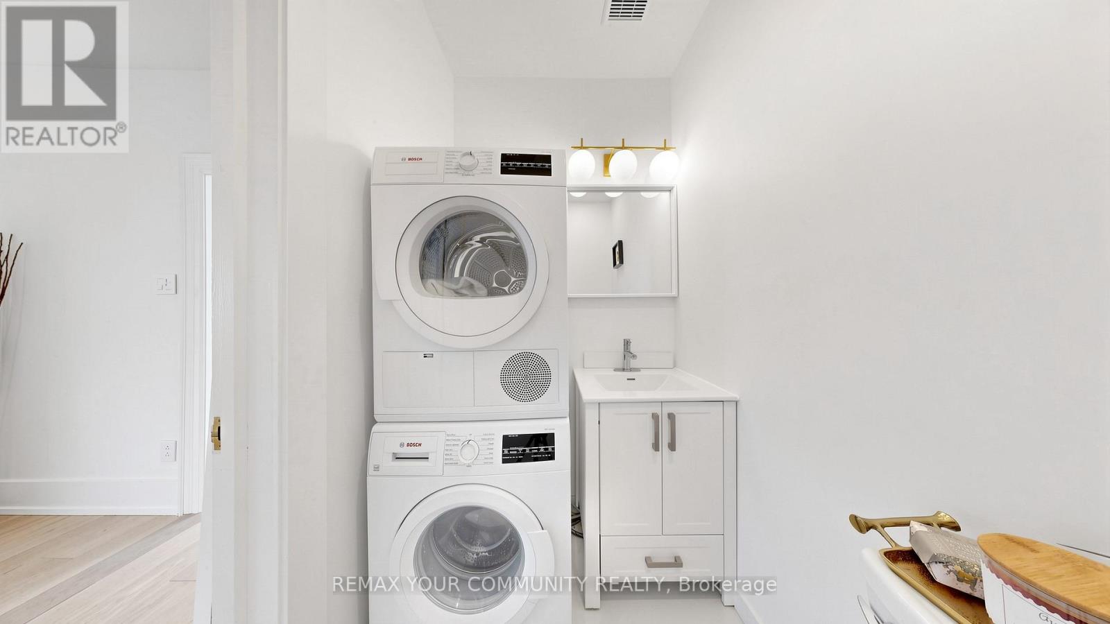 70 Cranbrooke Avenue, Toronto, Ontario  M5M 1M4 - Photo 35 - C13127316