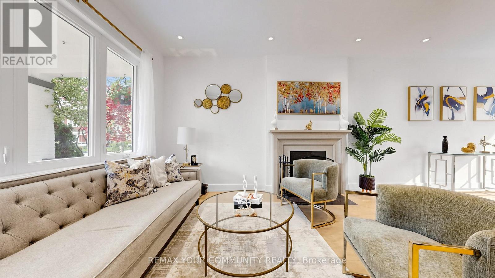 70 Cranbrooke Avenue, Toronto, Ontario  M5M 1M4 - Photo 5 - C13127316