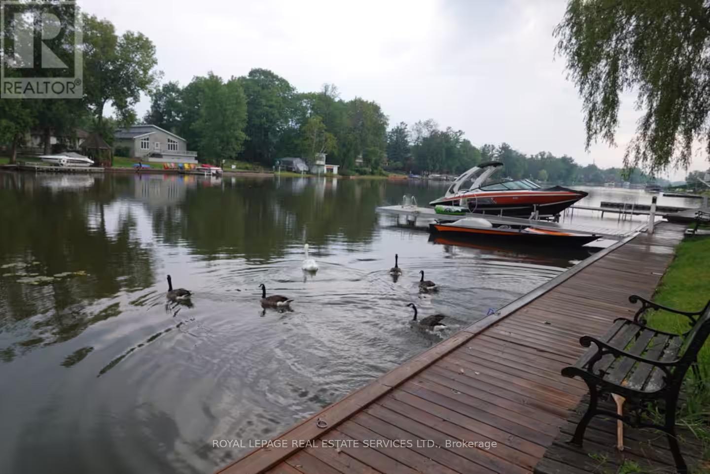 90 Edgewater Road, Wasaga Beach, Ontario  L9Z 2W3 - Photo 15 - S13099782