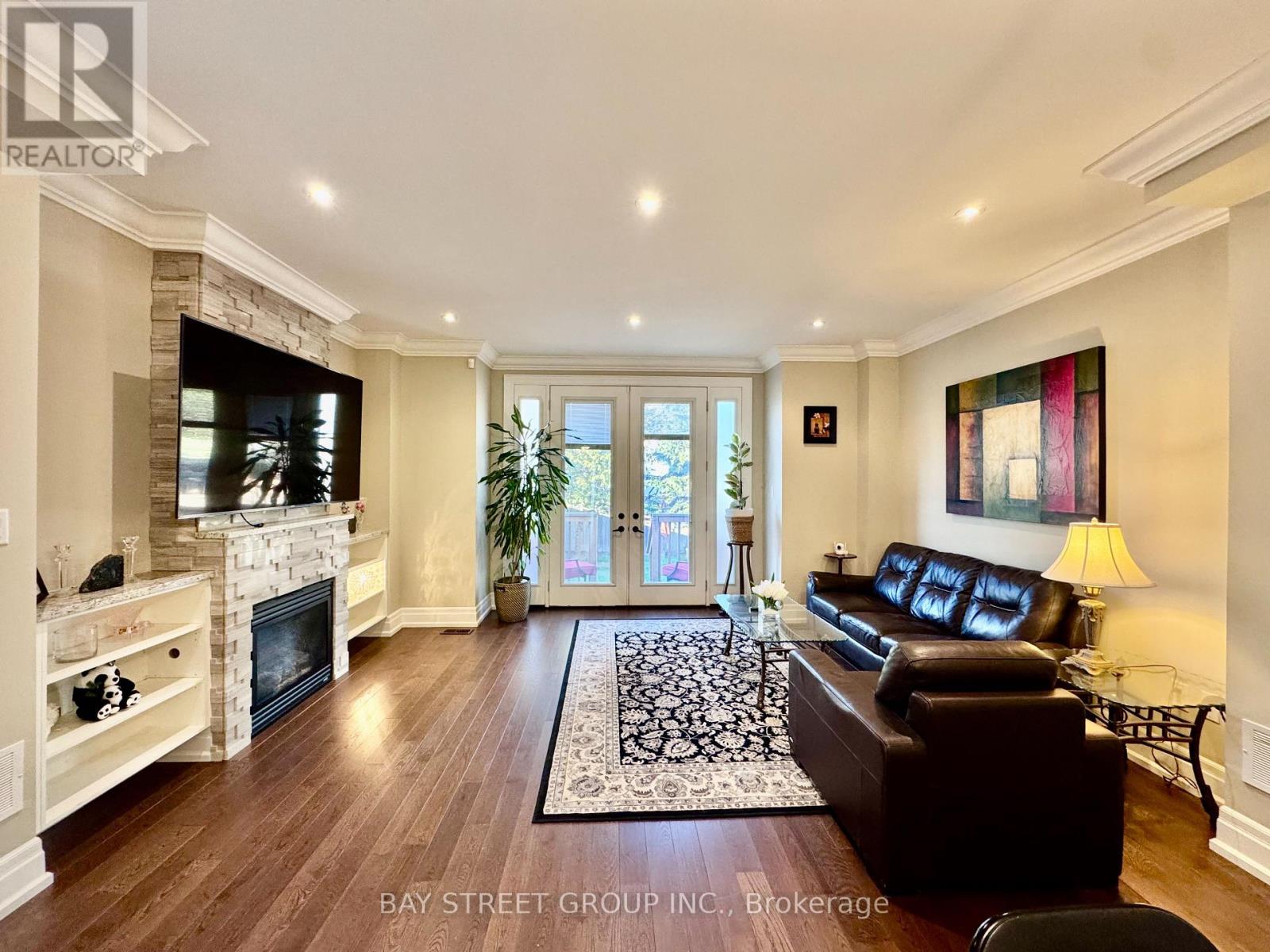 1033 Shaw Drive, Mississauga, Ontario  L5G 3Z3 - Photo 15 - W13109134