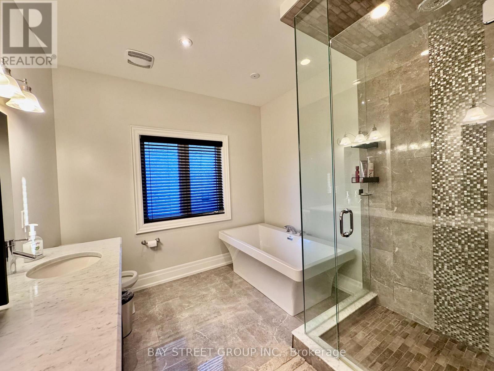 1033 Shaw Drive, Mississauga, Ontario  L5G 3Z3 - Photo 26 - W13109134