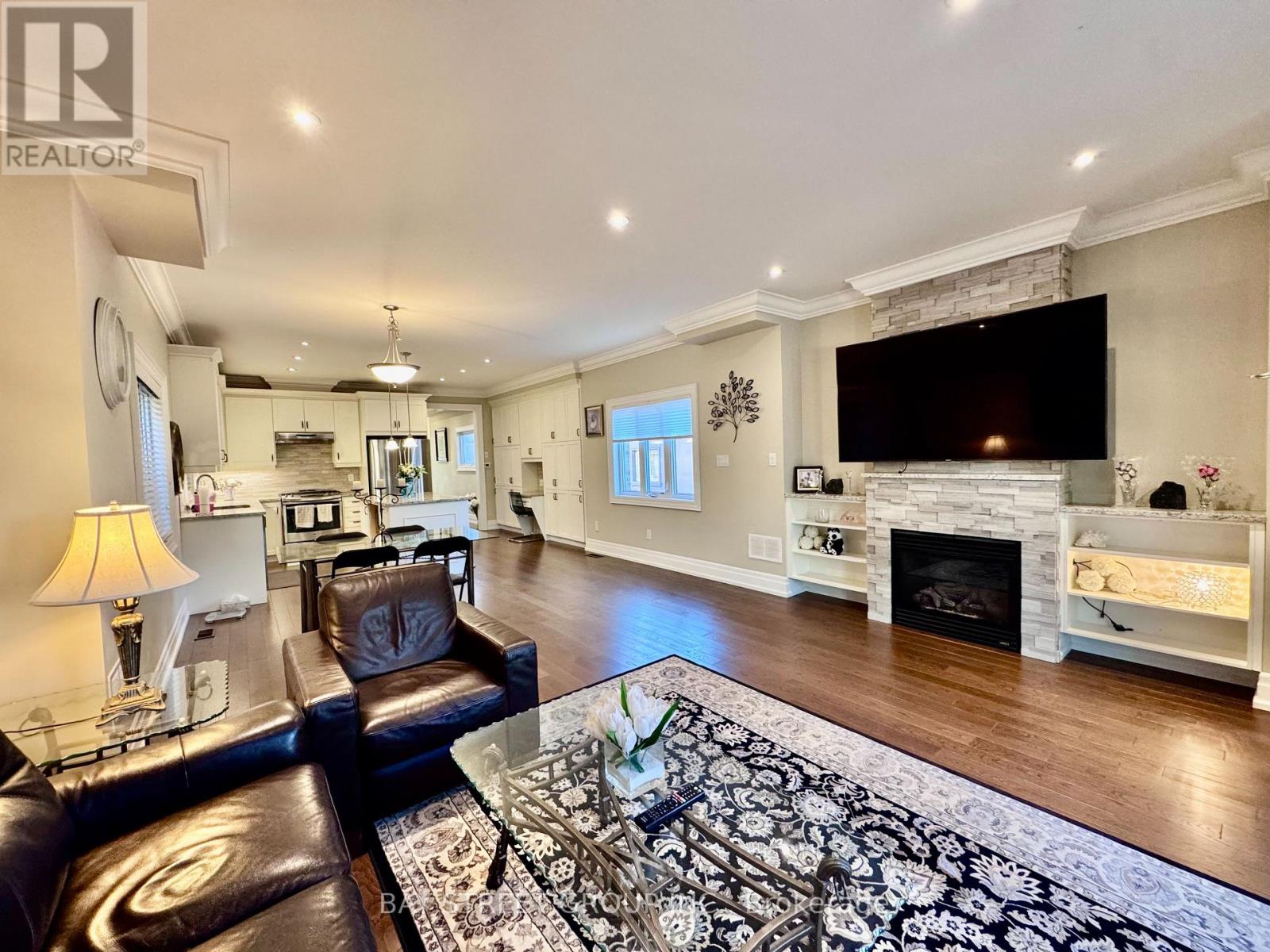 1033 Shaw Drive, Mississauga, Ontario  L5G 3Z3 - Photo 14 - W13109134