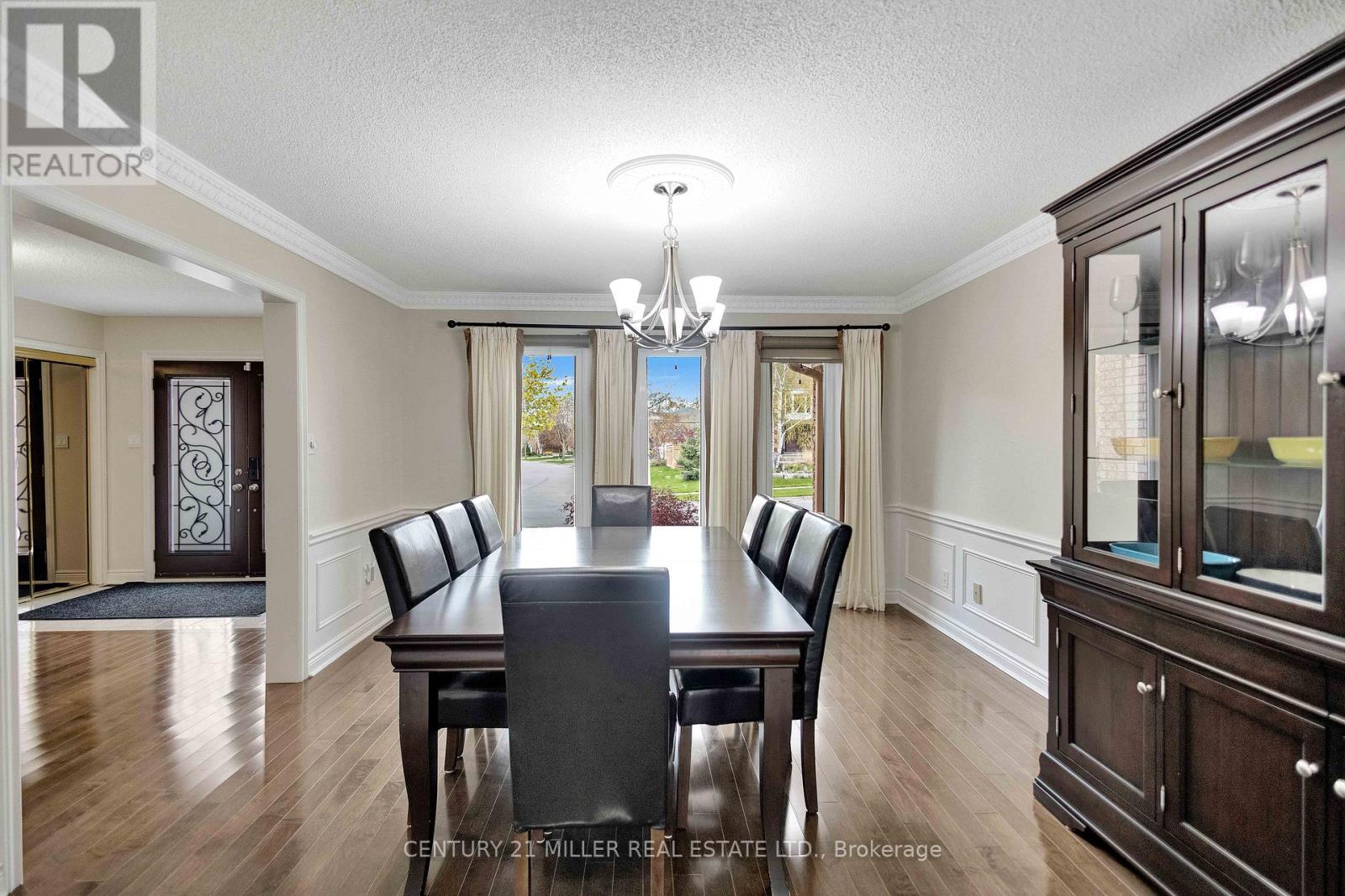1398 Winterberry Drive, Burlington, Ontario  L7P 4T4 - Photo 10 - W13129998