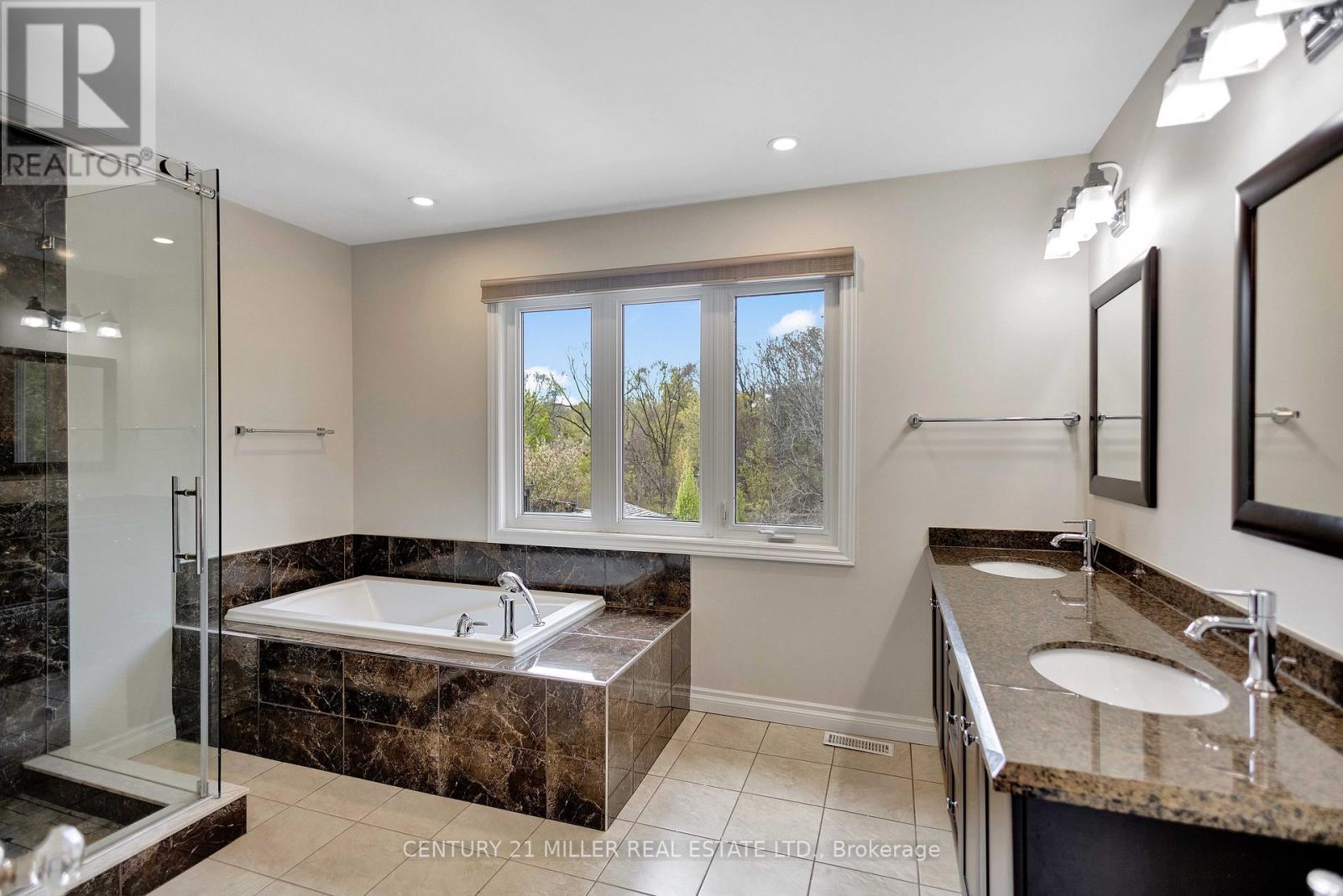 1398 Winterberry Drive, Burlington, Ontario  L7P 4T4 - Photo 22 - W13129998