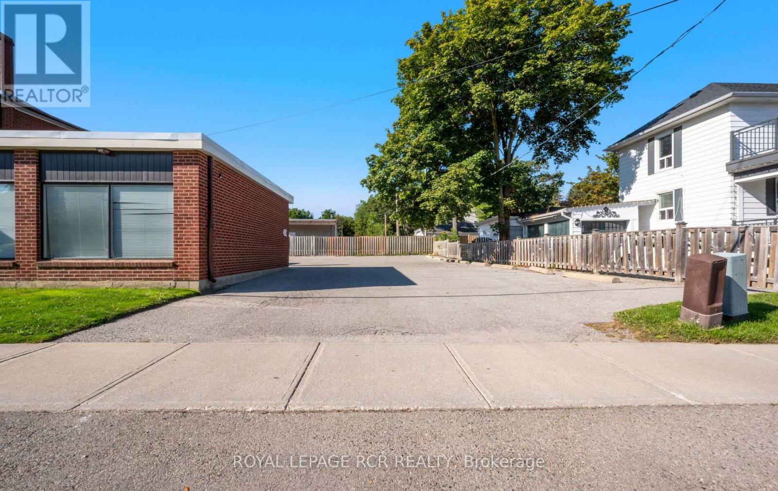 Em3 - 33 King Street W, Caledon, Ontario  L7E 1C7 - Photo 5 - W13130012
