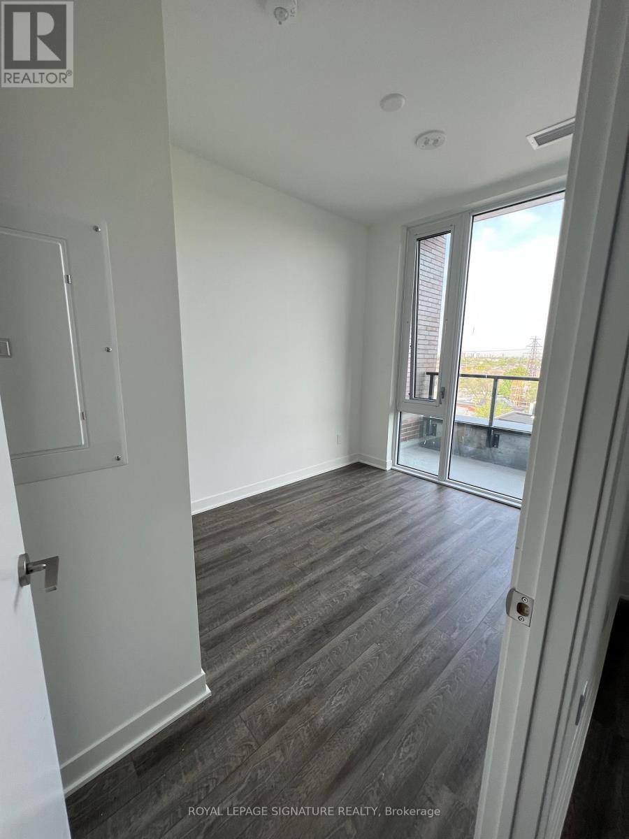 618 - 1808 St Clair Avenue W, Toronto, Ontario  M6N 0C1 - Photo 15 - W13130042