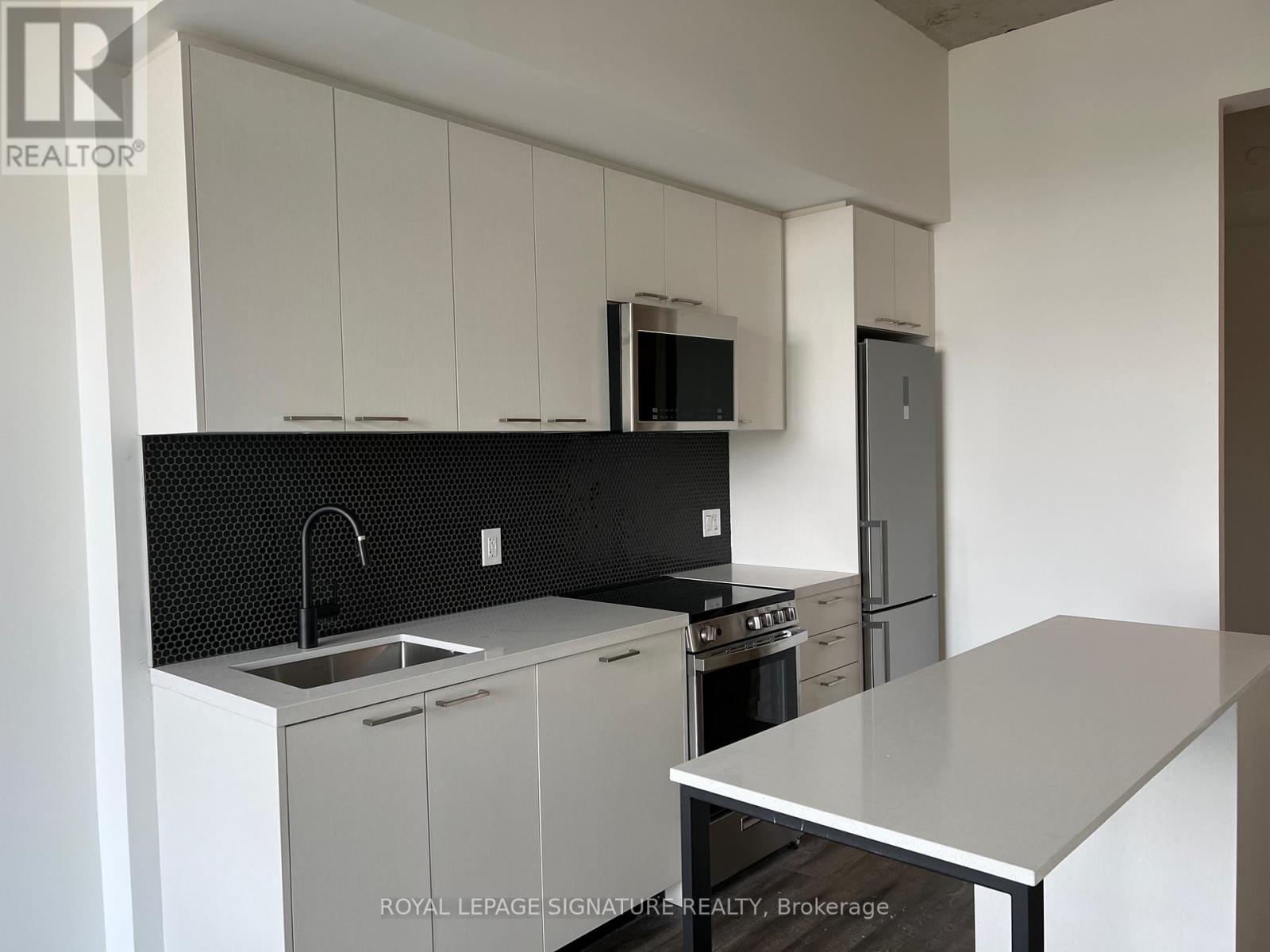 618 - 1808 St Clair Avenue W, Toronto, Ontario  M6N 0C1 - Photo 9 - W13130042