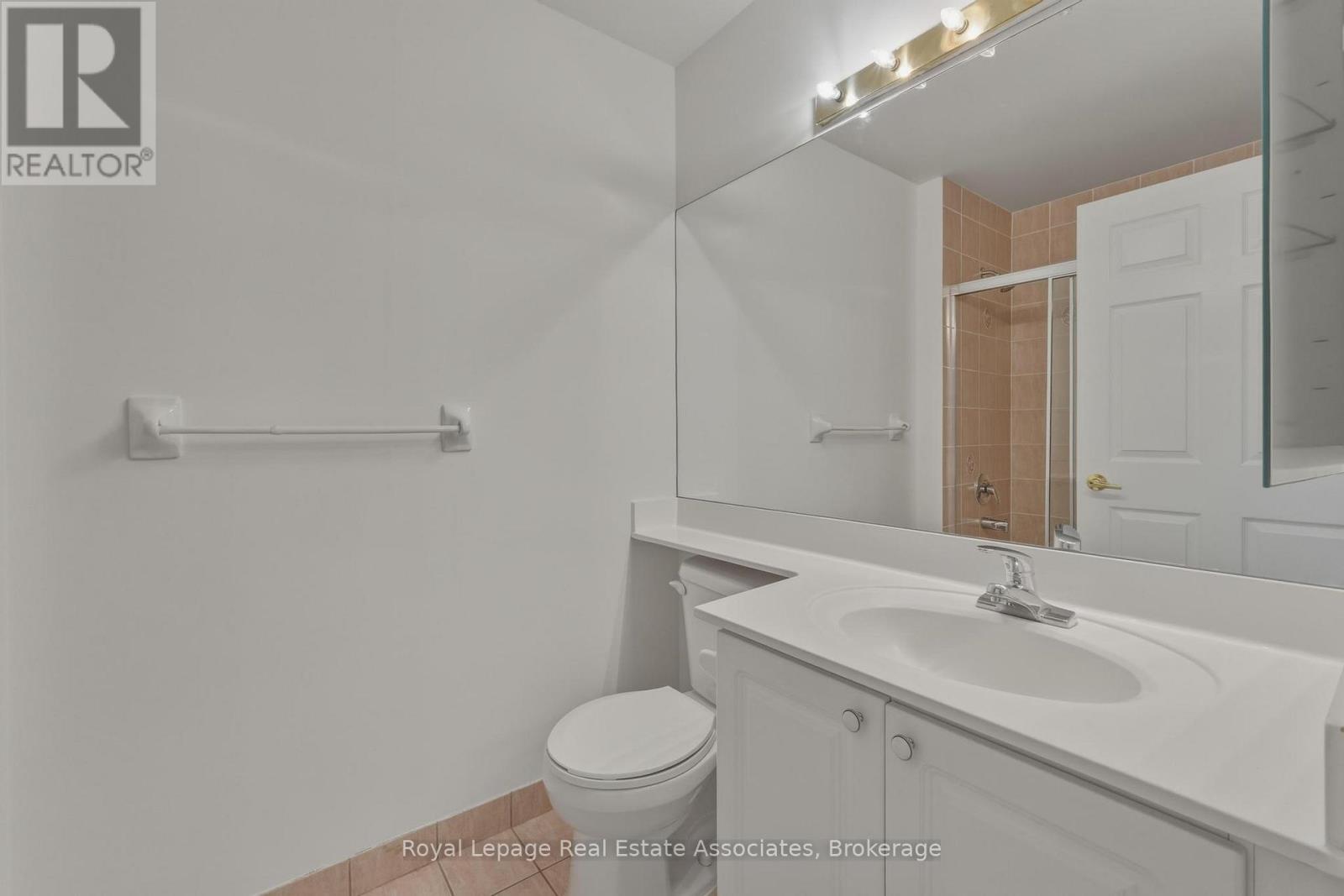 2424 - 25 Kingsbridge Garden Circle, Mississauga, Ontario  L5R 4B1 - Photo 15 - W13130070
