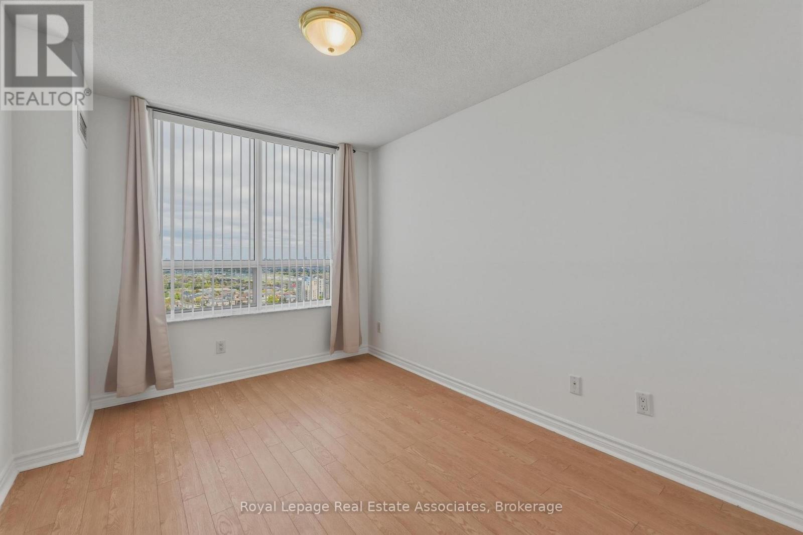 2424 - 25 Kingsbridge Garden Circle, Mississauga, Ontario  L5R 4B1 - Photo 17 - W13130070