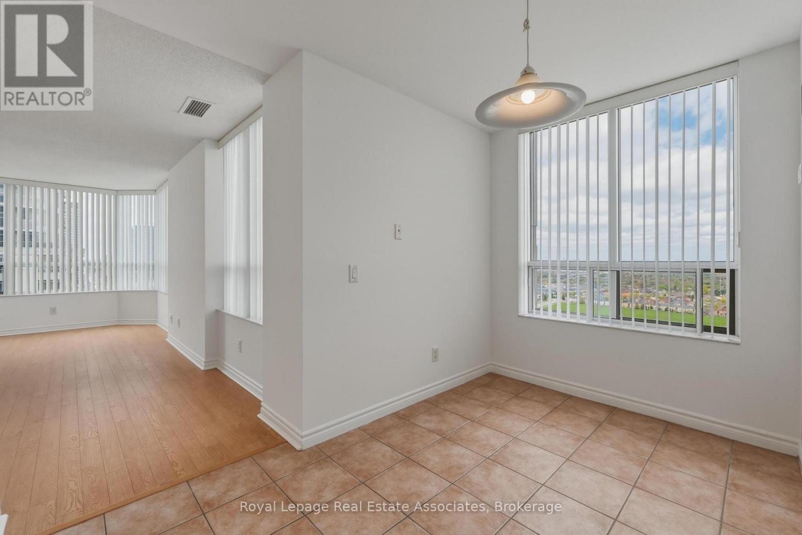 2424 - 25 Kingsbridge Garden Circle, Mississauga, Ontario  L5R 4B1 - Photo 2 - W13130070