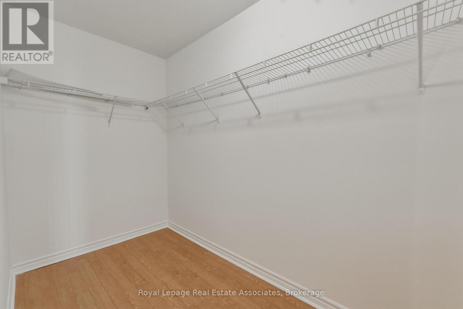2424 - 25 Kingsbridge Garden Circle, Mississauga, Ontario  L5R 4B1 - Photo 22 - W13130070