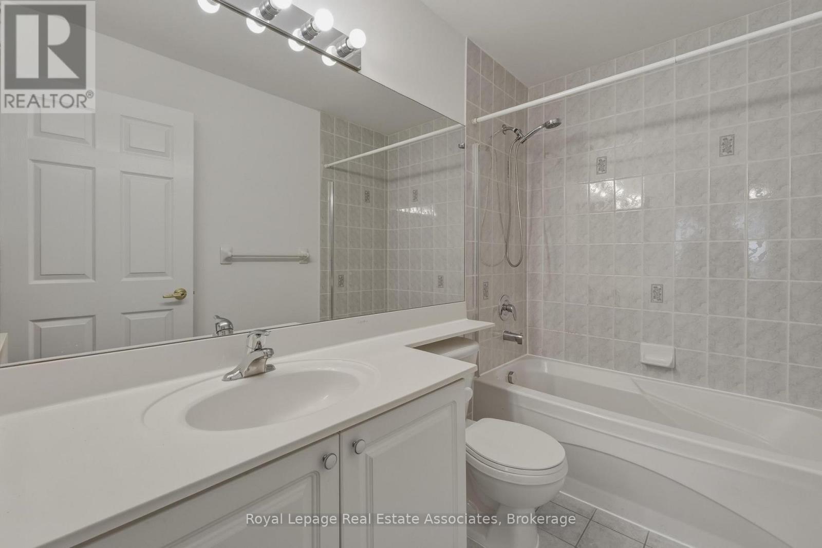 2424 - 25 Kingsbridge Garden Circle, Mississauga, Ontario  L5R 4B1 - Photo 23 - W13130070