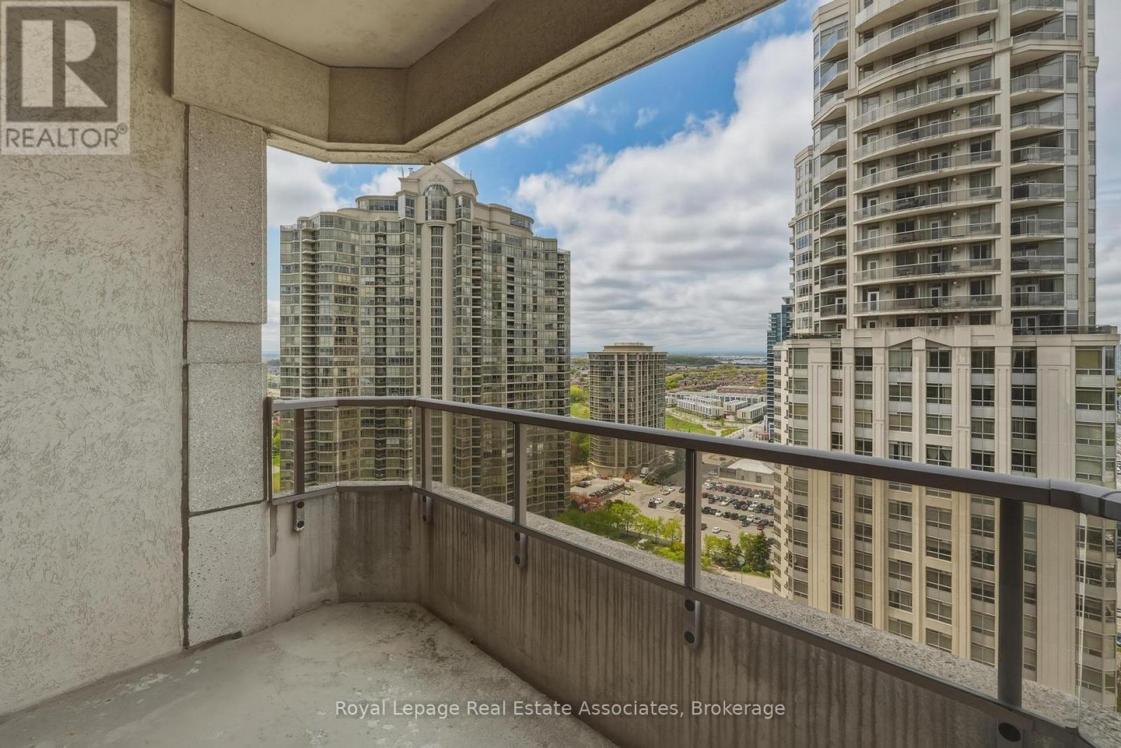 2424 - 25 Kingsbridge Garden Circle, Mississauga, Ontario  L5R 4B1 - Photo 28 - W13130070