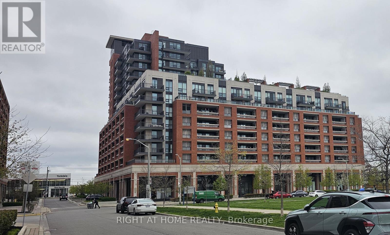 3091 Dufferin Street, Toronto, Ontario  M6A 0C4 - Photo 2 - W13130162