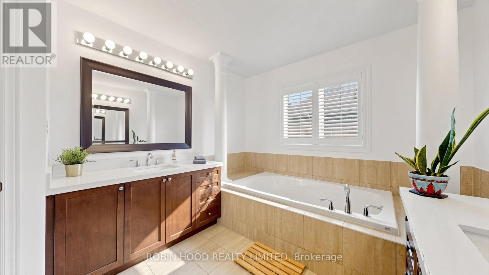 3307 Granite Gate, Burlington, Ontario  L7M 0L7 - Photo 33 - W13130174