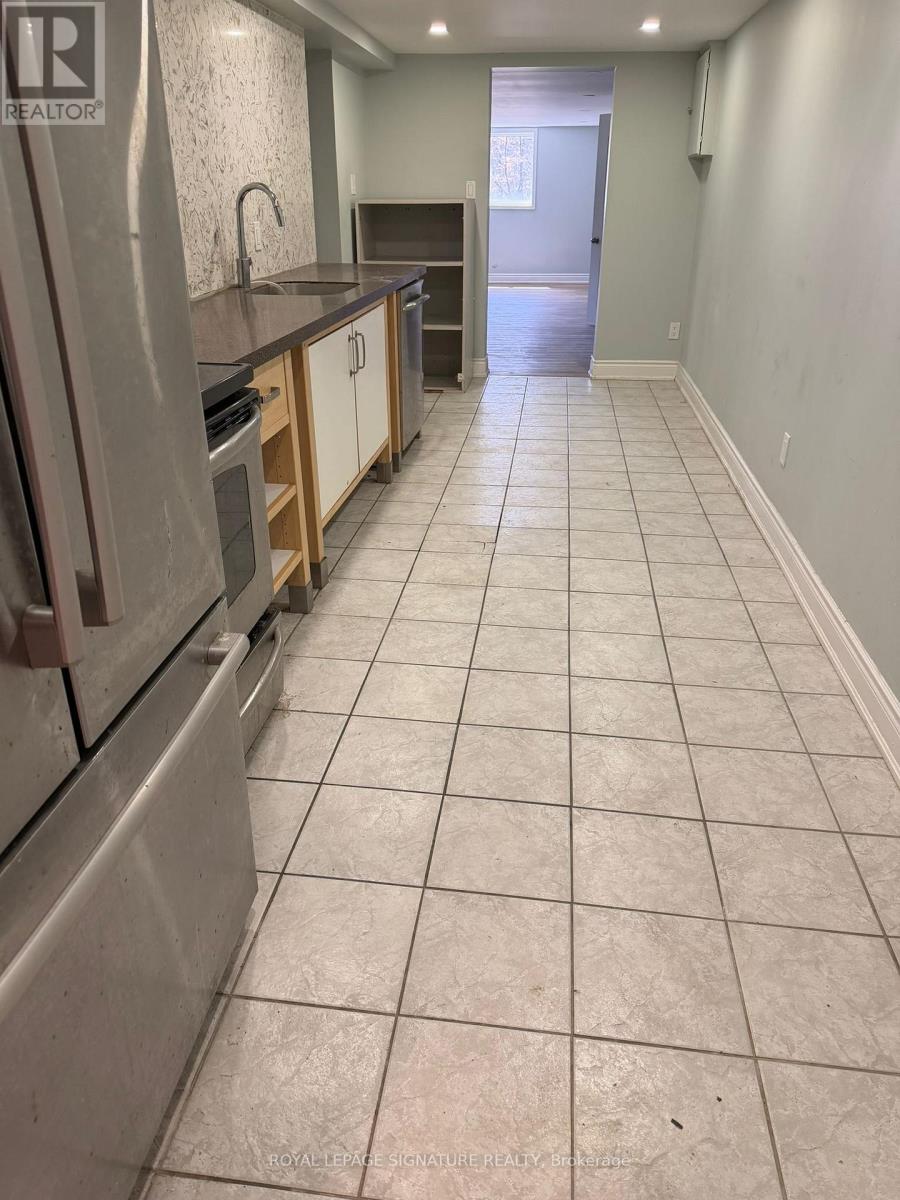 LOWER LEVEL - 3147 MAYFIELD ROAD, brampton (snelgrove), Ontario