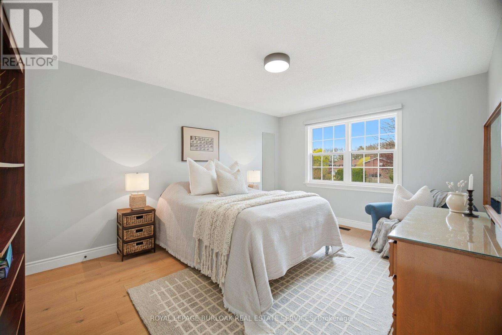 1219 Priory Court, Oakville, Ontario  L6M 1B5 - Photo 32 - W13130226