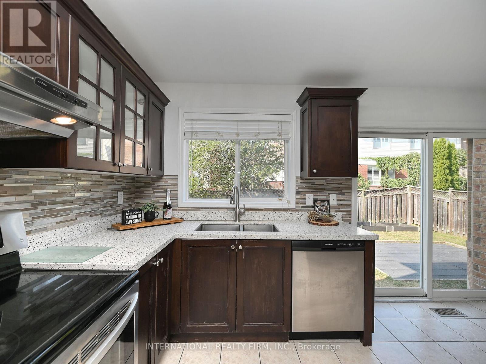 2382 Falkland Crescent, Oakville, Ontario  L6M 4Y1 - Photo 14 - W13130250