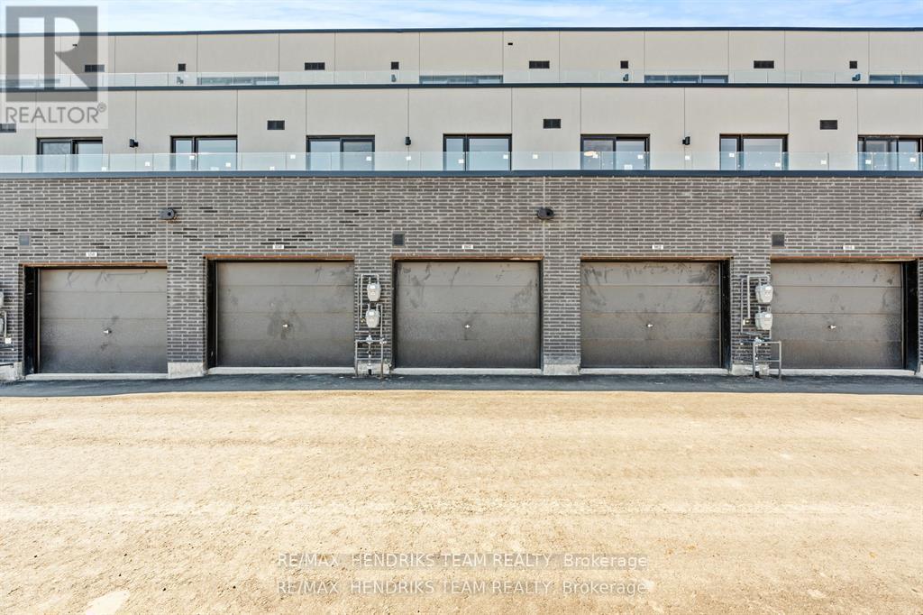 66 Everett Common, St. Catharines, Ontario  L2P 0H1 - Photo 14 - X13081796
