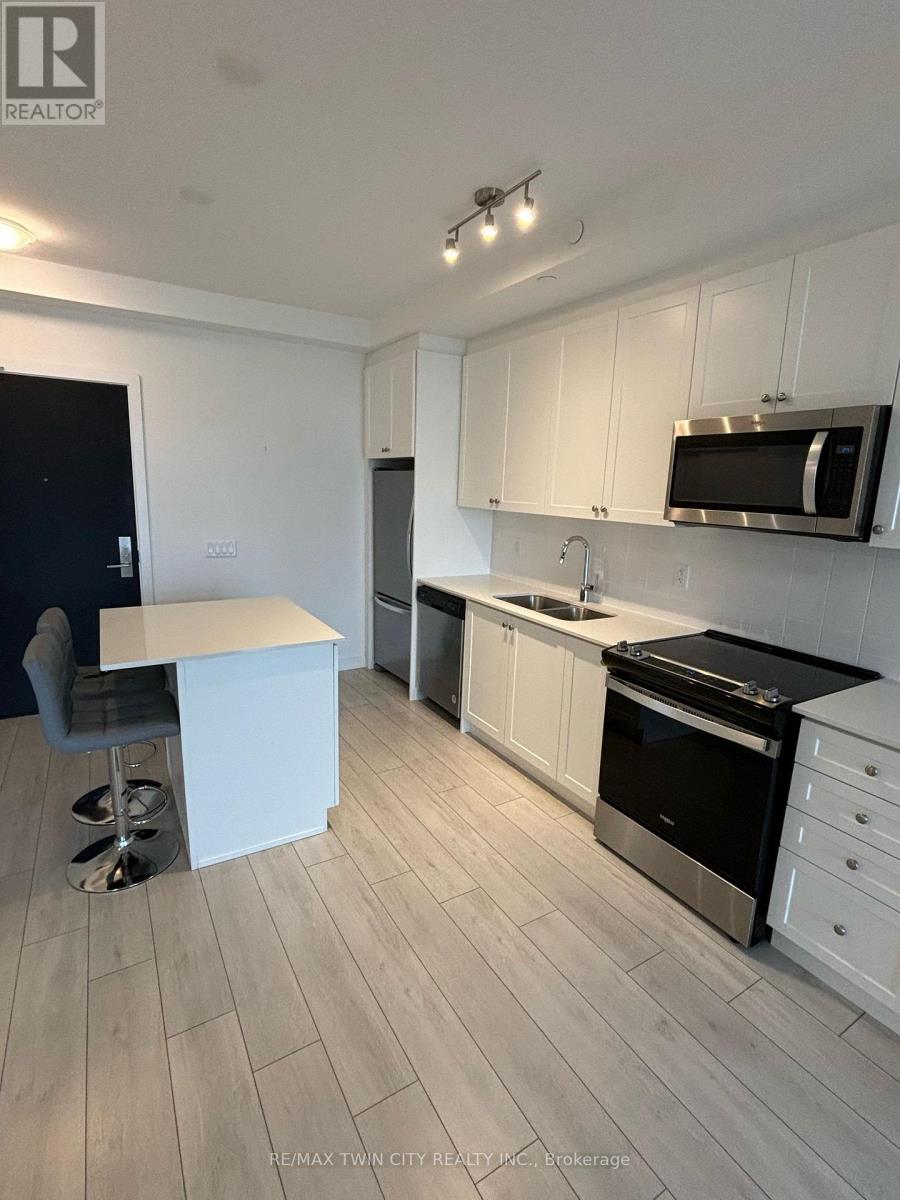 606 - 55 Duke Street W, Kitchener, Ontario  N2H 0C9 - Photo 4 - X13130248