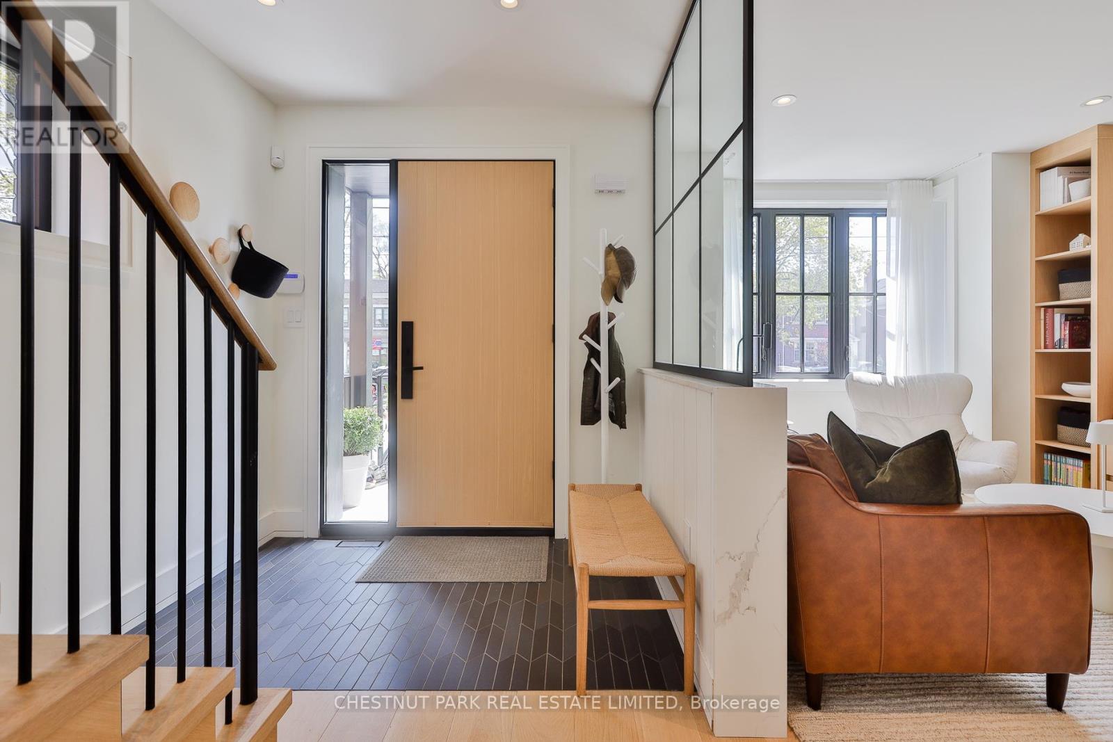 84 Hanna Road, Toronto, Ontario  M4G 3N3 - Photo 20 - C13129636