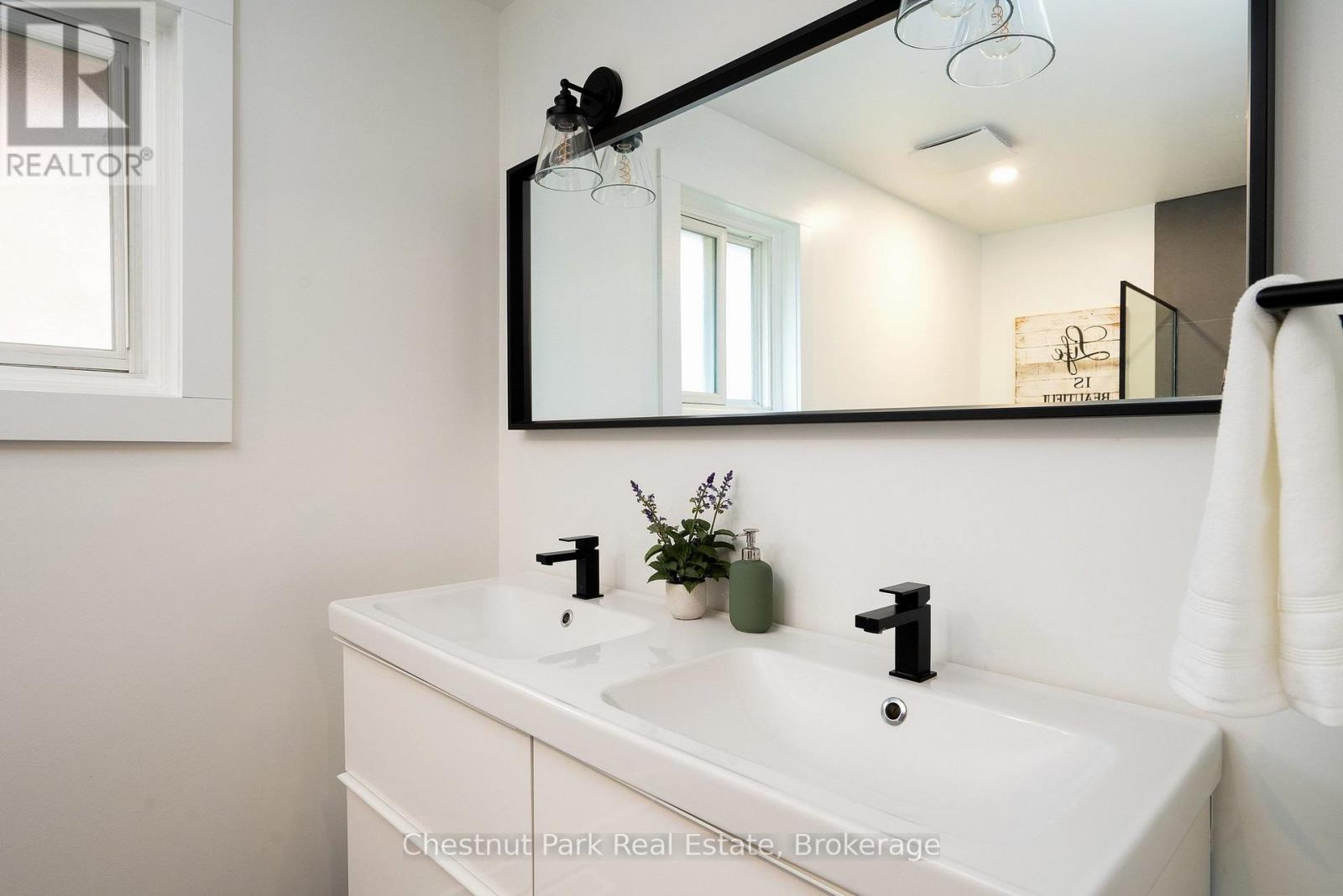 7 Mckean Boulevard, Clearview (Nottawa), Ontario  L0M 1P0 - Photo 31 - S13130348