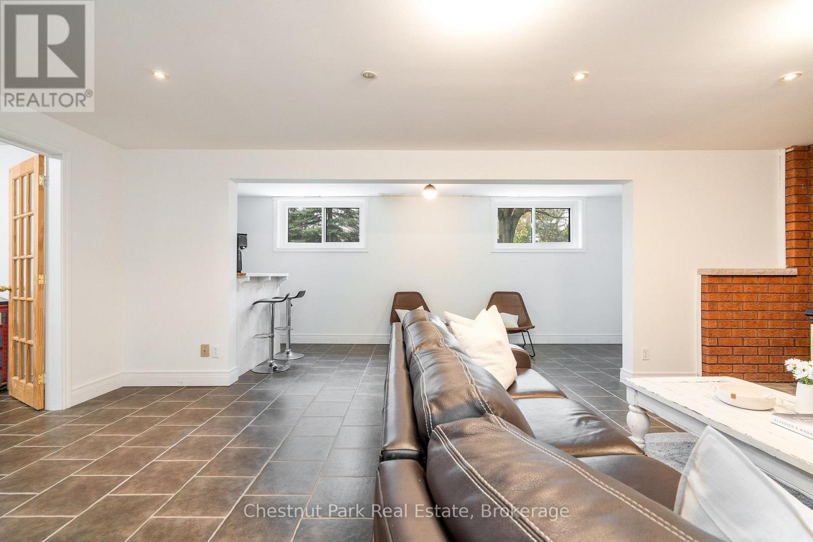 7 Mckean Boulevard, Clearview (Nottawa), Ontario  L0M 1P0 - Photo 46 - S13130348