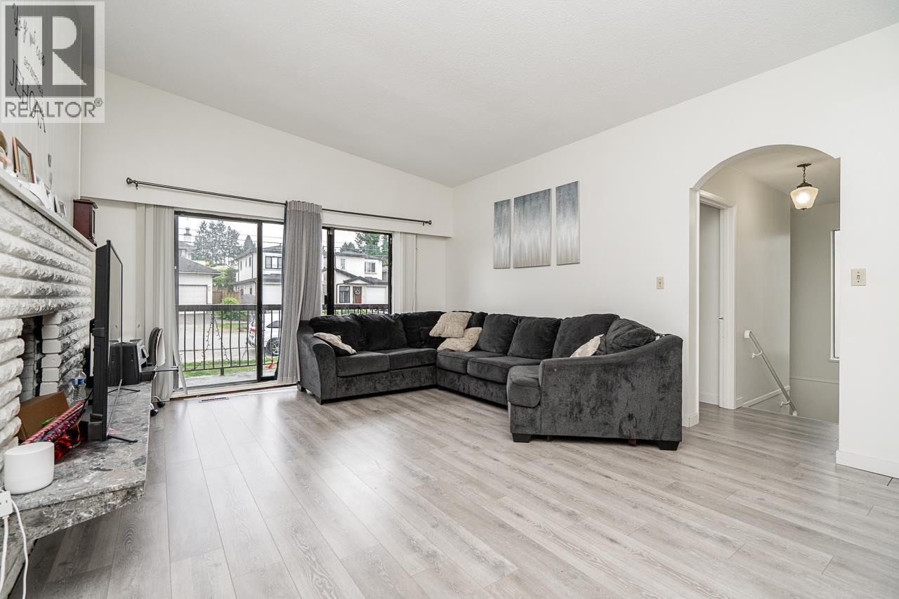 5391 Norfolk Street, Burnaby, British Columbia  V5G 1G3 - Photo 3 - R3123882