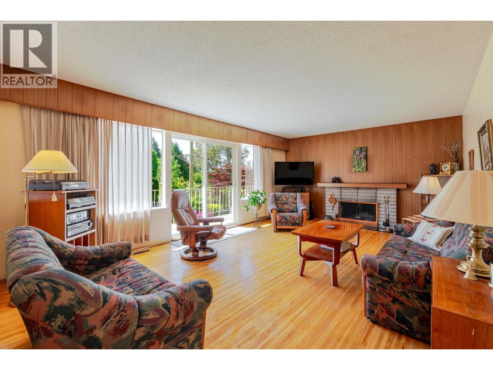 5756 Cranley Drive, West Vancouver, British Columbia  V7W 1S8 - Photo 4 - R3123904