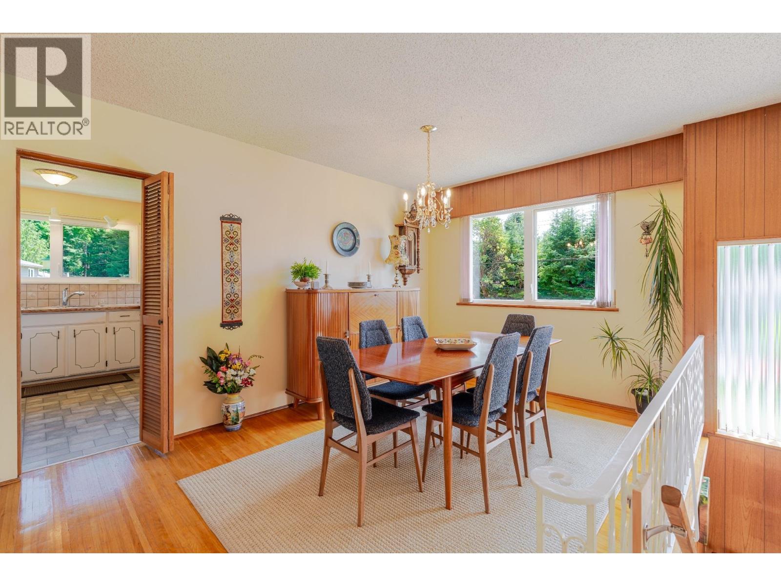 5756 Cranley Drive, West Vancouver, British Columbia  V7W 1S8 - Photo 6 - R3123904