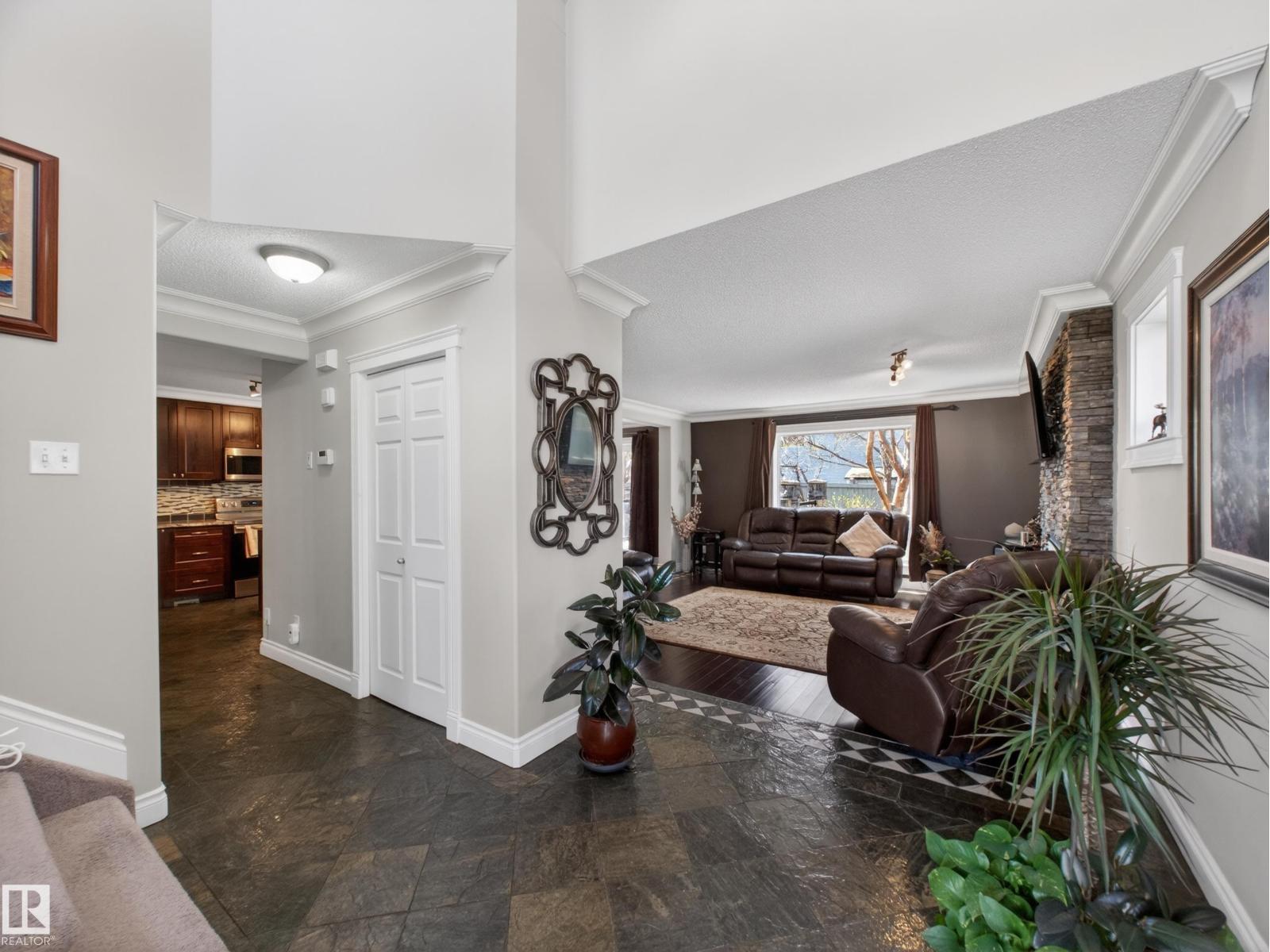 40 English Wy, St. Albert, Alberta  T8N 7G2 - Photo 5 - E4487782