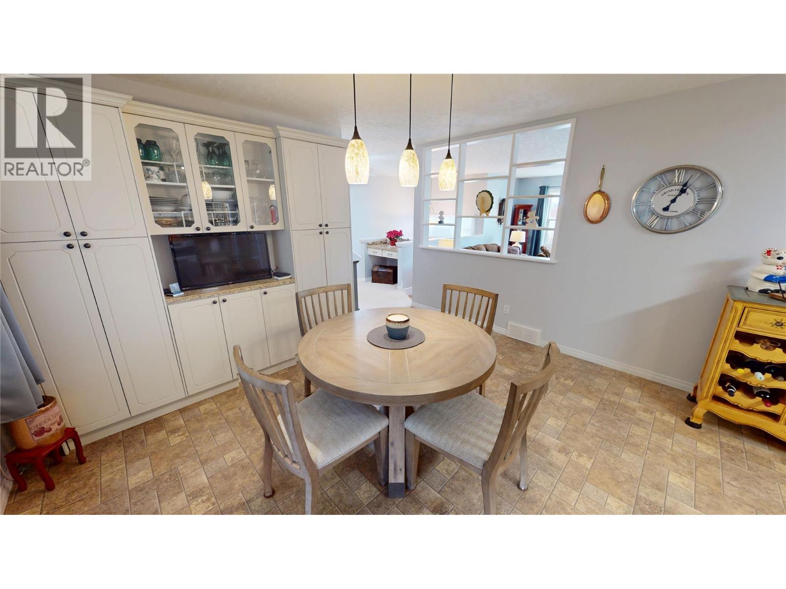 1317 19th Street S, Cranbrook, British Columbia  V1C 5Y1 - Photo 11 - 10387493