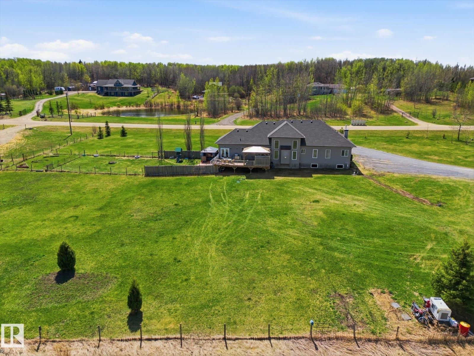 #101 54419 Rge Road 14, Rural Lac Ste. Anne County, Alberta  T0E 1V0 - Photo 2 - E4487781