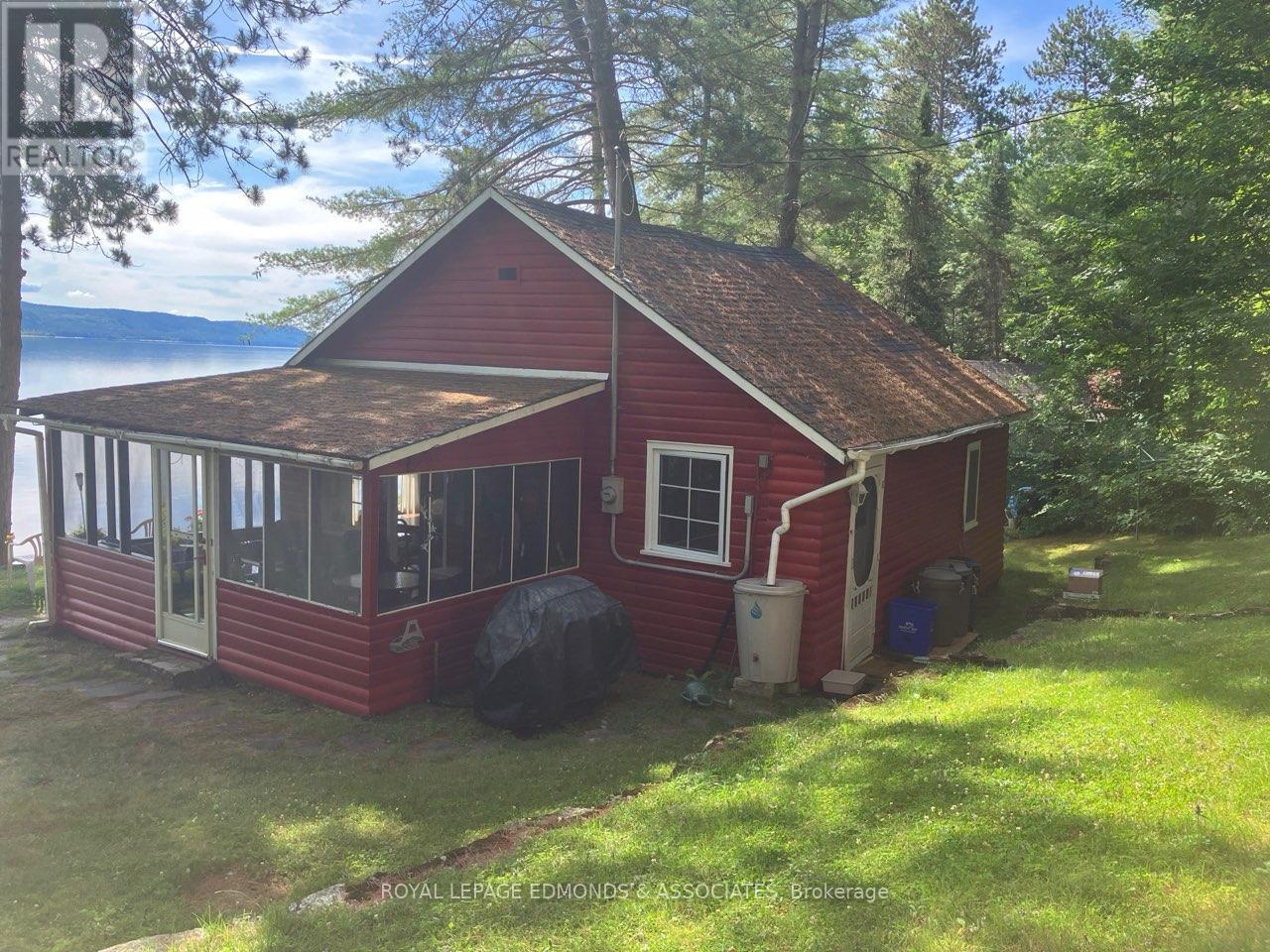 544 ROCKY POINT LANE, Deep River, Ontario