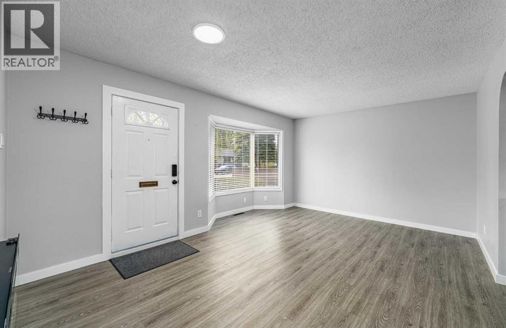 54 Atlanta Crescent SE, Calgary, Alberta  T2J 0Y1 - Photo 6 - A2311094
