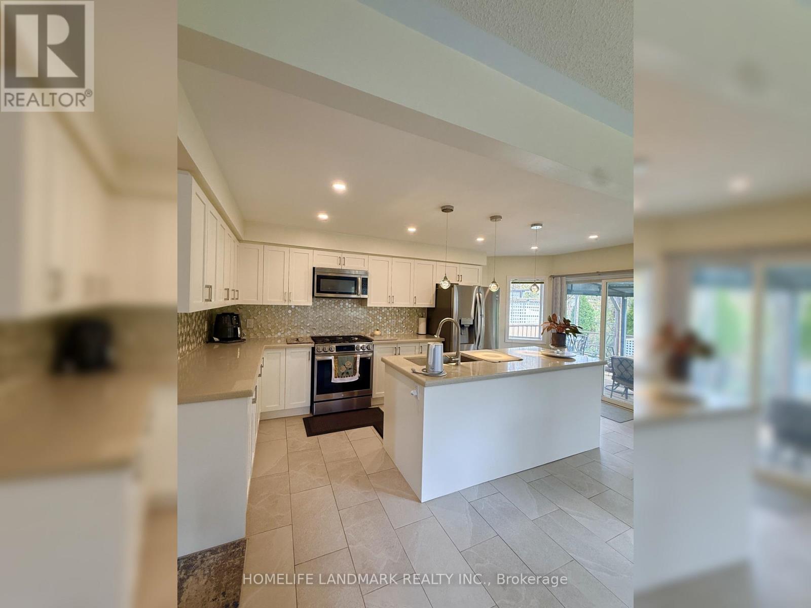15 Jagges Drive, Barrie, Ontario  L4N 0X1 - Photo 4 - S13125750