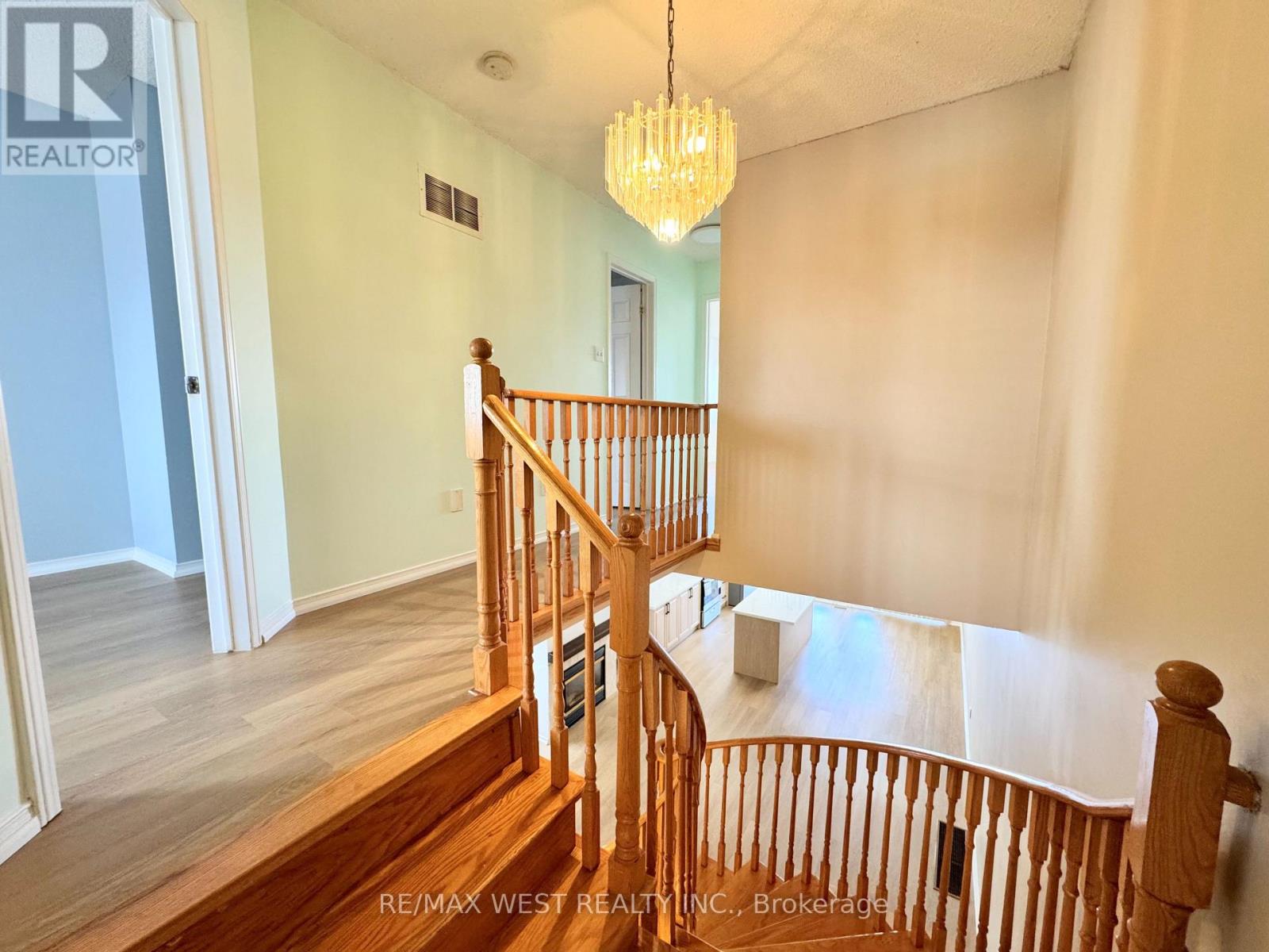 269 Pressed Brick Drive, Brampton, Ontario  L6V 4L2 - Photo 14 - W12894594