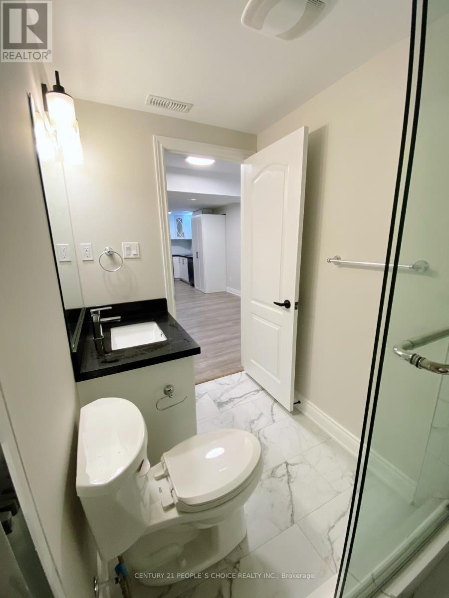 922 Silverthorn Mill Avenue, Mississauga, Ontario  L5W 1B3 - Photo 12 - W13128490