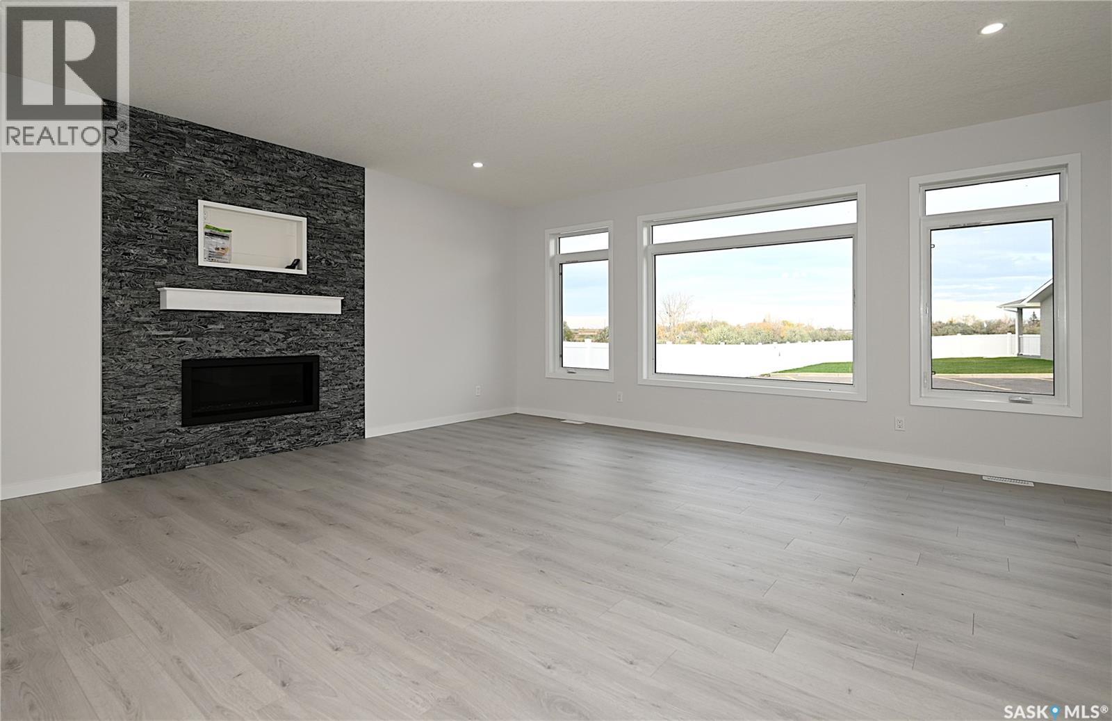 9 2330 Morsky Drive, Estevan, Saskatchewan  S4A 3A5 - Photo 6 - SK024106