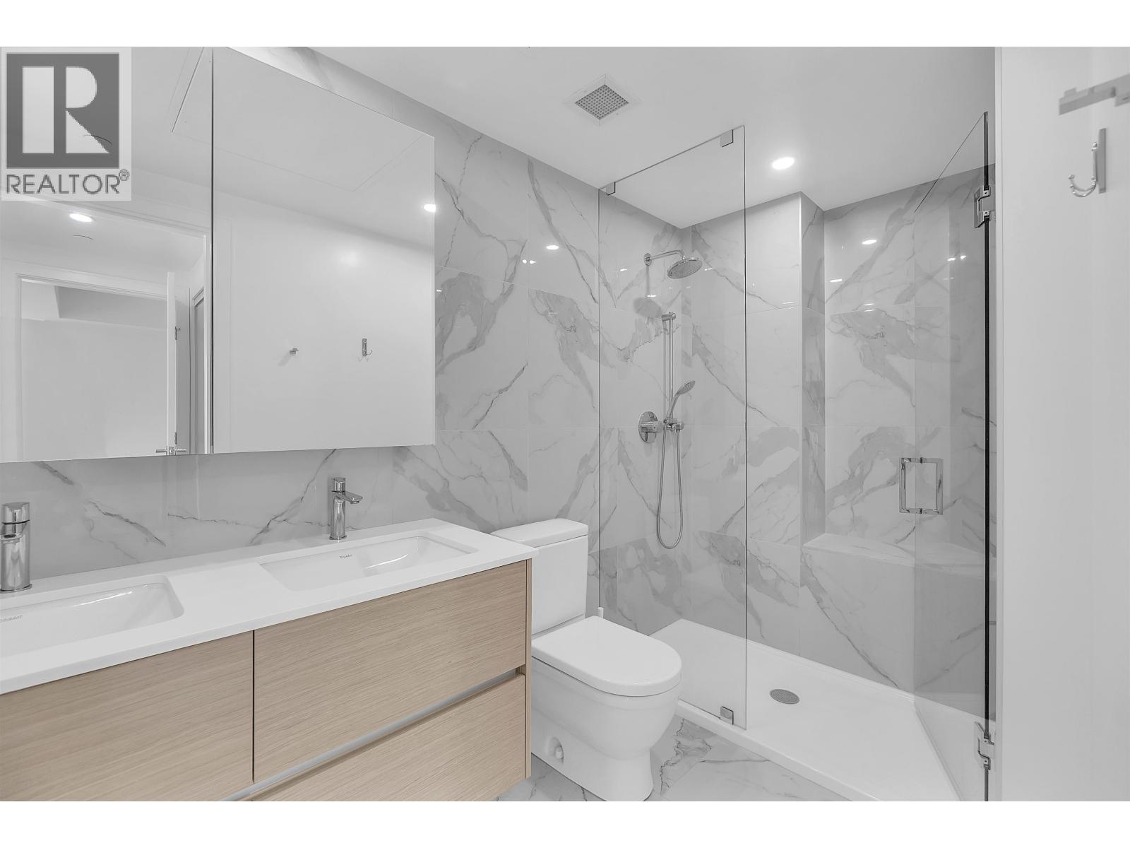 1708 200 Klahanie Court, West Vancouver, British Columbia  V7P 0E4 - Photo 12 - R3123716