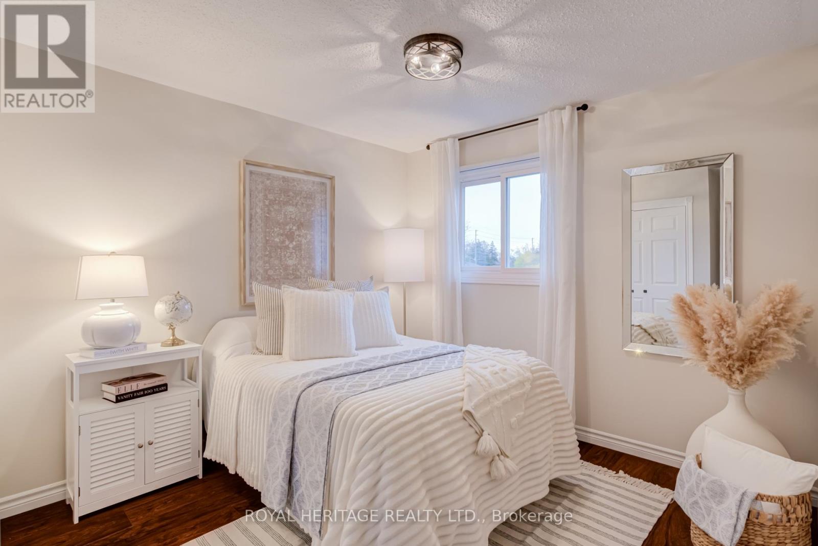 188 Adele Crescent, Oshawa, Ontario  L1J 7W5 - Photo 27 - E13130304