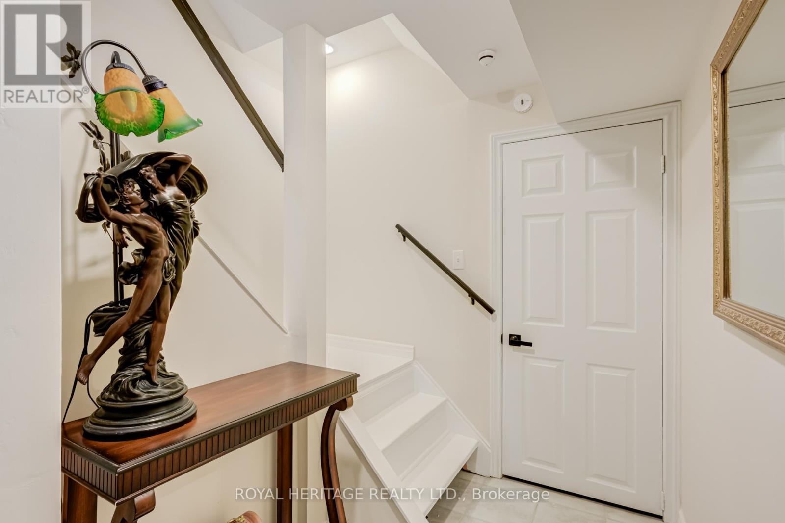 188 Adele Crescent, Oshawa, Ontario  L1J 7W5 - Photo 31 - E13130304