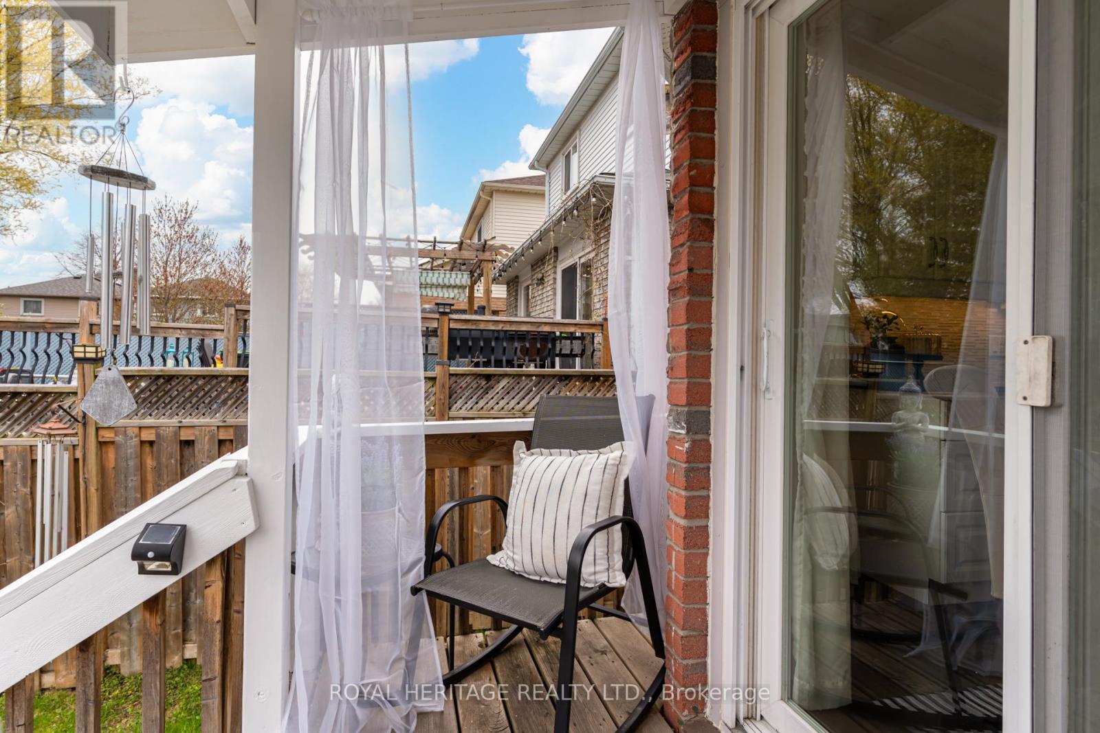 188 Adele Crescent, Oshawa, Ontario  L1J 7W5 - Photo 42 - E13130304