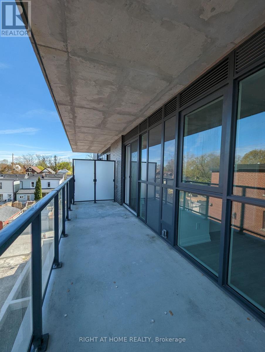 313 - 2369 Danforth Avenue, Toronto (East End-Danforth), Ontario  M4C 1K8 - Photo 16 - E13130308