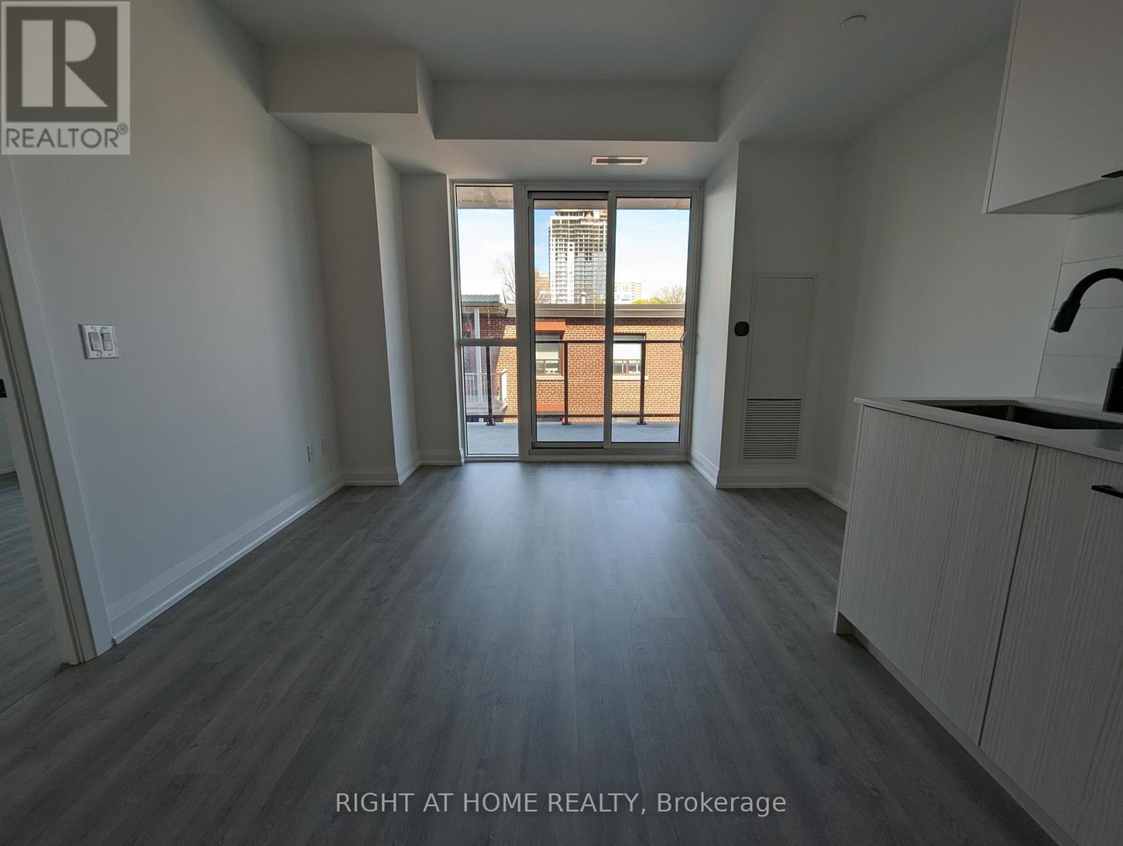 313 - 2369 Danforth Avenue, Toronto (East End-Danforth), Ontario  M4C 1K8 - Photo 6 - E13130308