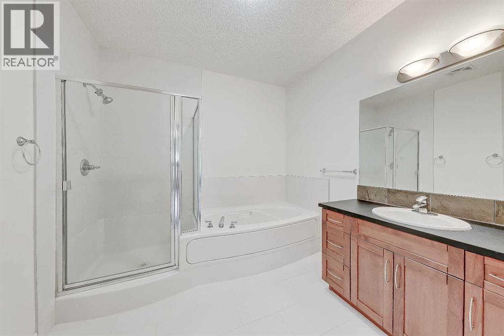 120, 20 Discovery Ridge Close Sw, Calgary, Alberta  T3H 5X4 - Photo 22 - A2311052