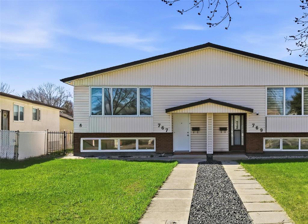 767 Sheppard Street, Winnipeg, Manitoba  R2P 0H6 - Photo 0 - 202610442