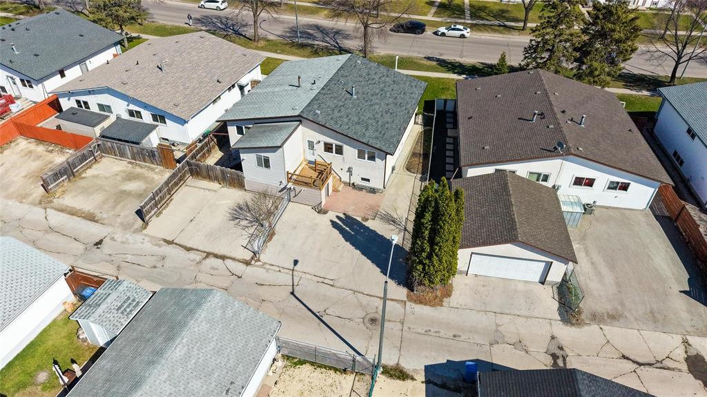 767 Sheppard Street, Winnipeg, Manitoba  R2P 0H6 - Photo 29 - 202610442